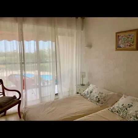 Cosy Unoverlooked With Swimming Pool Apartment Mandelieu-la-Napoule